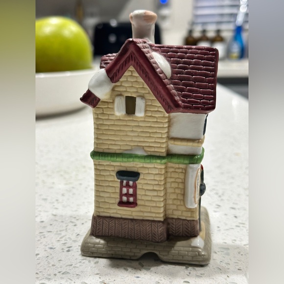 Hand Painted Porcelain Christmas Village Grocery Store - Picture 4 of 6